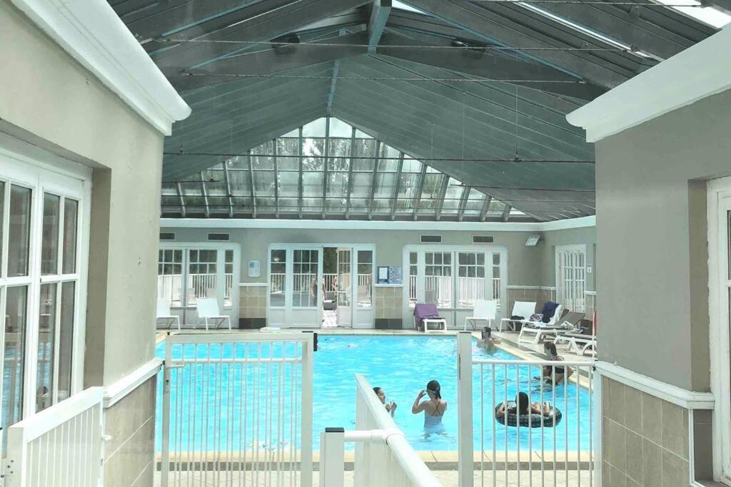 Appartement 2 Chambres Couleur Dune, Piscine, Parking Gratuit Le Touquet Kültér fotó